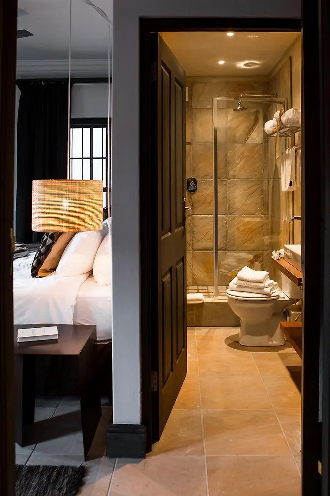 Cedrics Lodges Cape Town