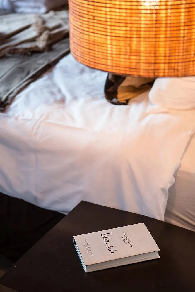 Cedrics Lodges Cape Town Hotel