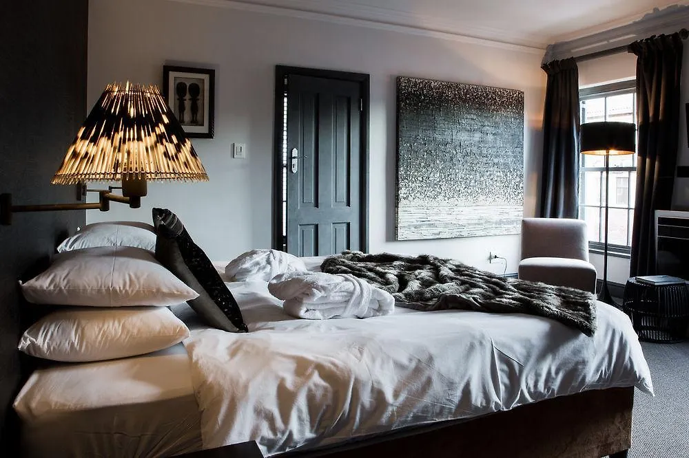 Hotel Cedrics Lodges Cape Town South Africa