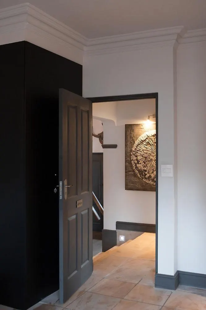 Cedrics Lodges Cape Town Hotel